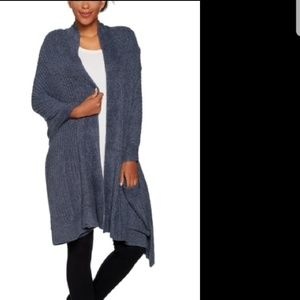 Barefoot dreams travel soft shawl pacific blue